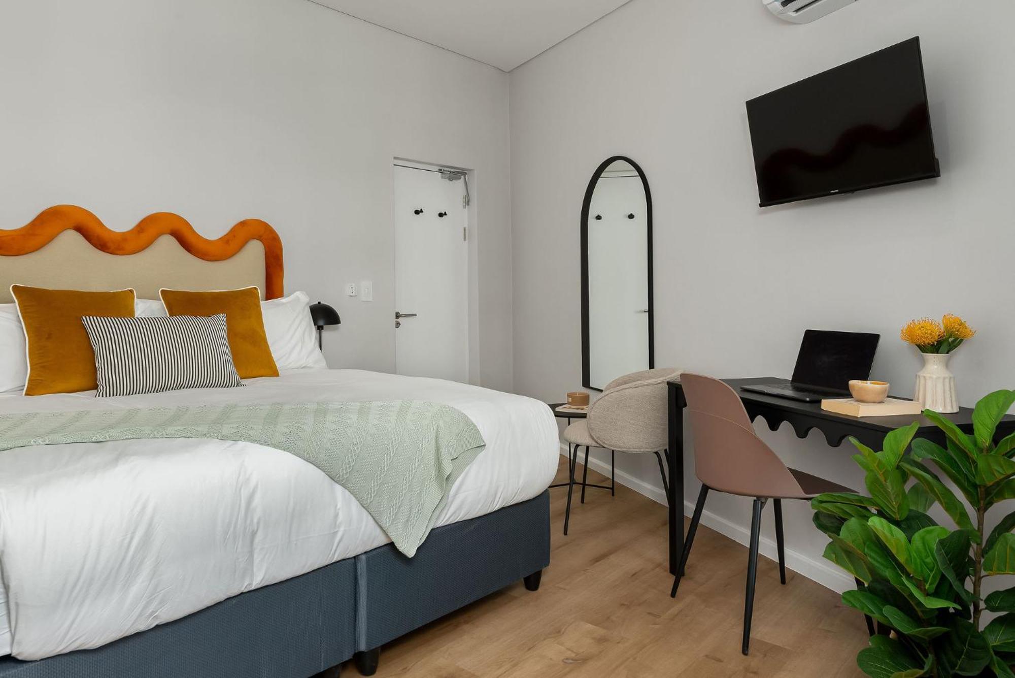 Hotel Neighbourgood 1St Crescent Camps Bay Kapstadt Zimmer foto